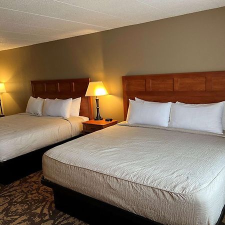 Best Western Derby Inn Eagle River Kültér fotó