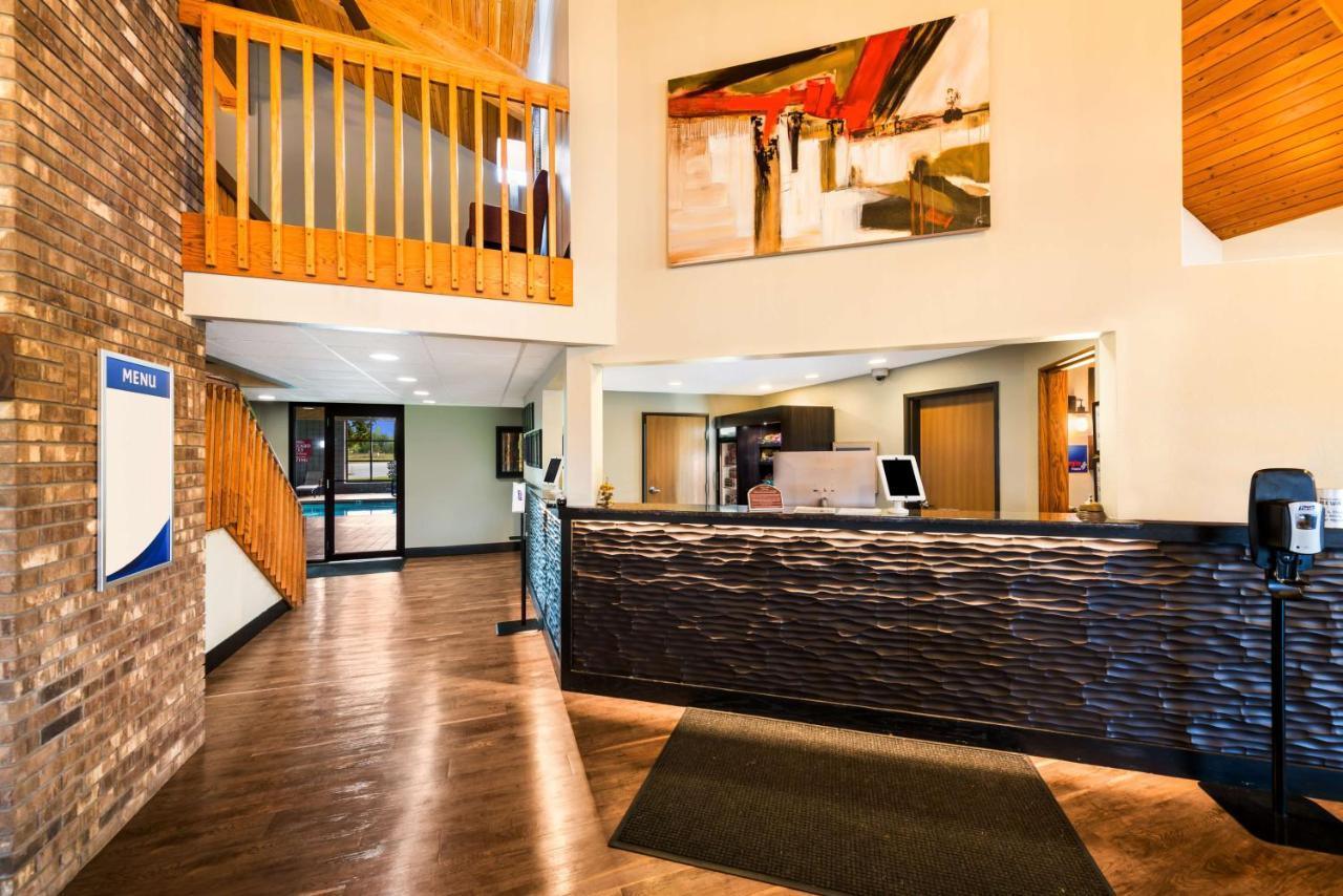 Best Western Derby Inn Eagle River Kültér fotó