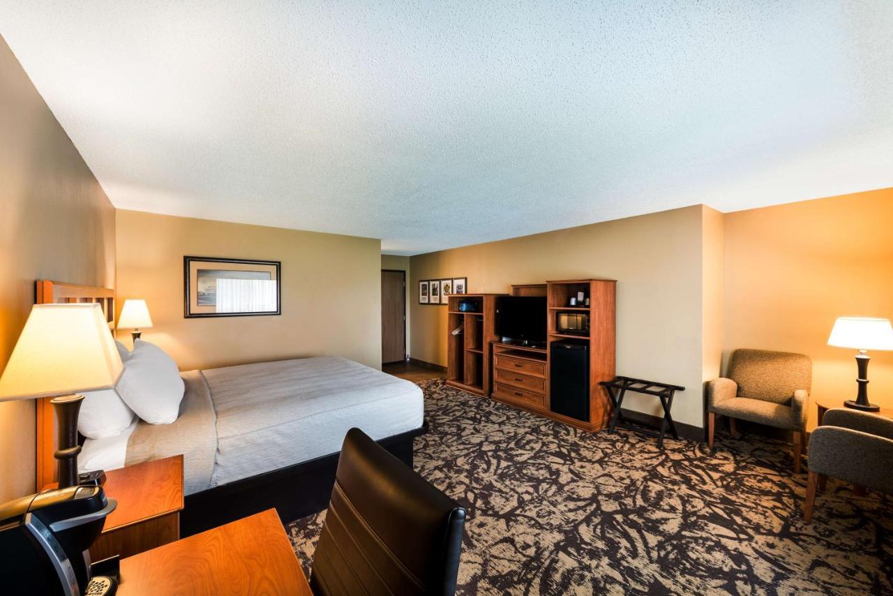 Best Western Derby Inn Eagle River Kültér fotó