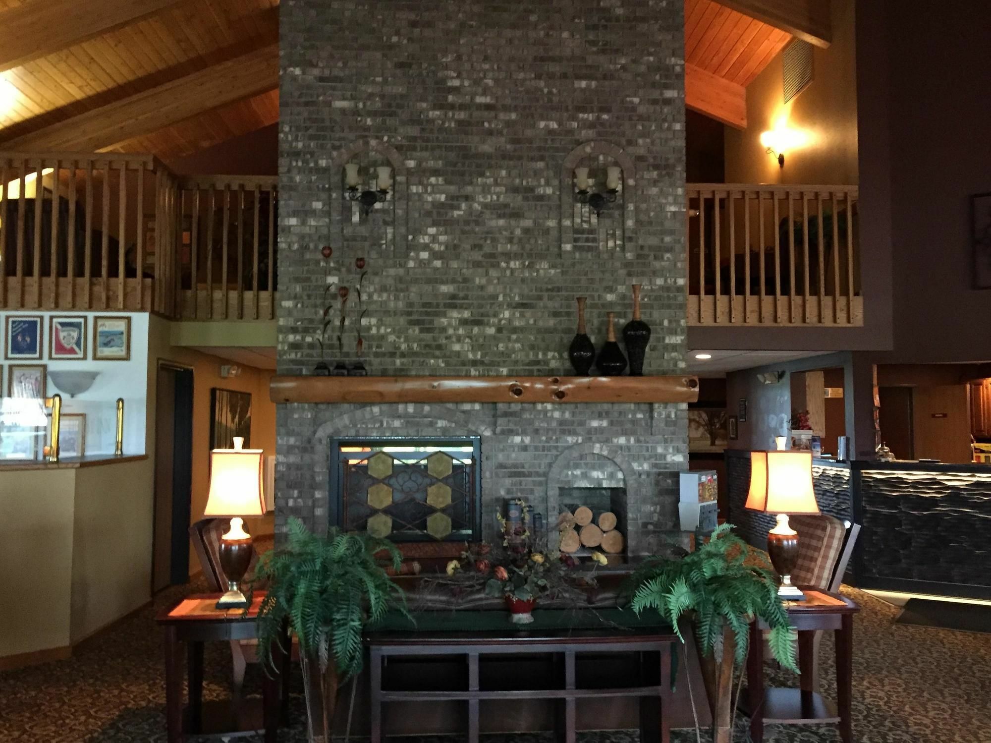 Best Western Derby Inn Eagle River Kültér fotó